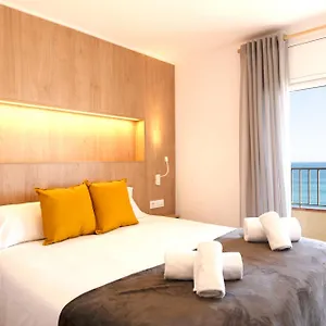 https://apartaments-primera-linea-torre-valentina.topcostabravahotels.com