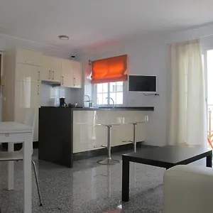 https://apartamentos-jimmy-2.1costadelsol.com